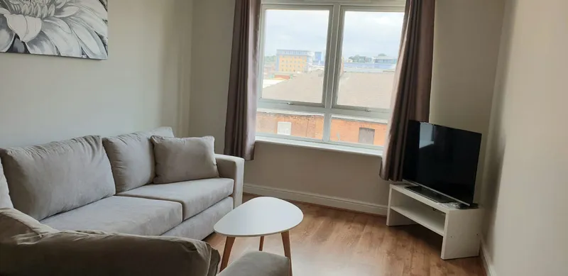 Tanners Court // 2 Bed Flat // Sept 2026 - Image 3